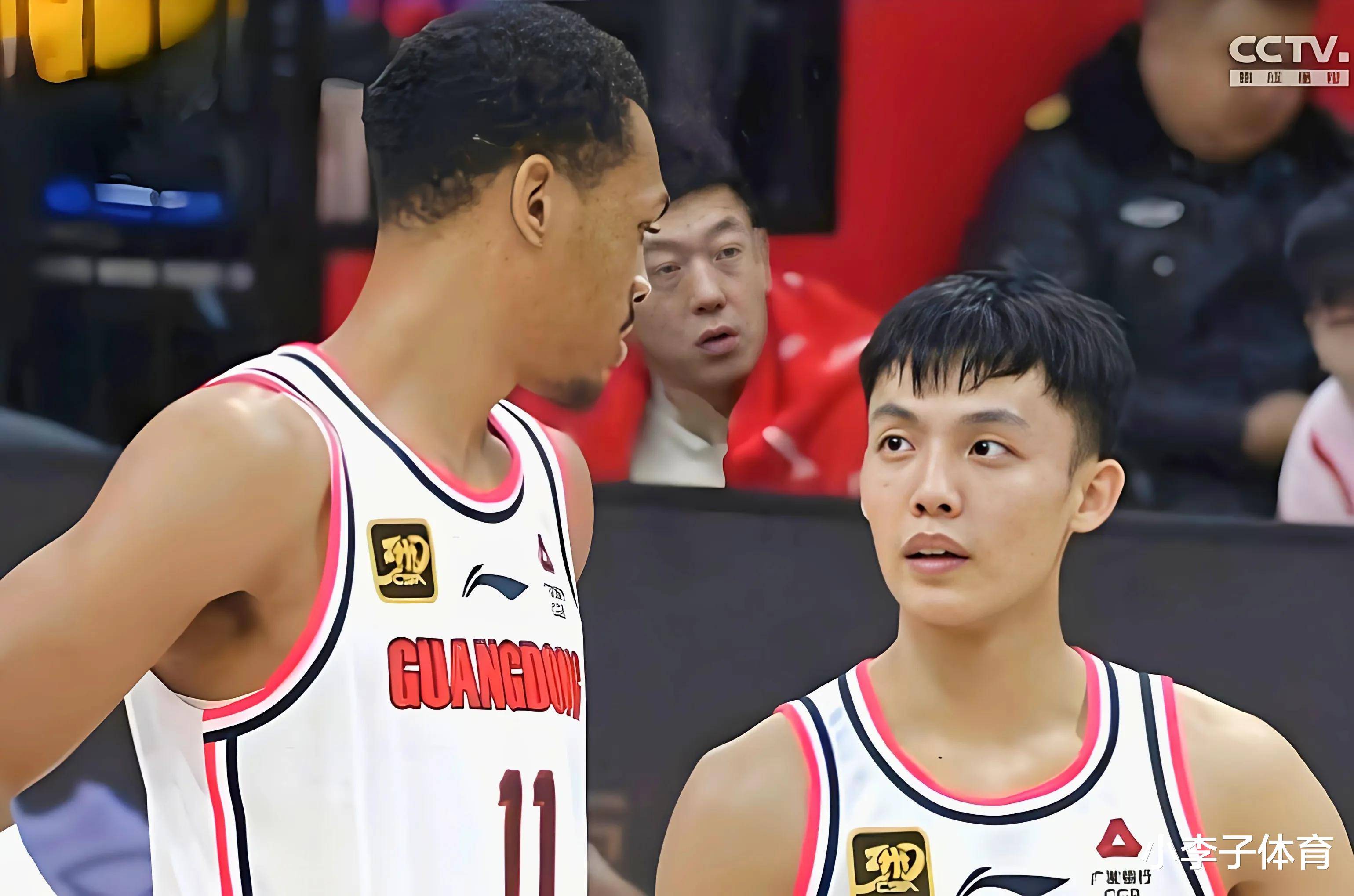 关于广东男篮稳守优势展现团队协作实力的信息